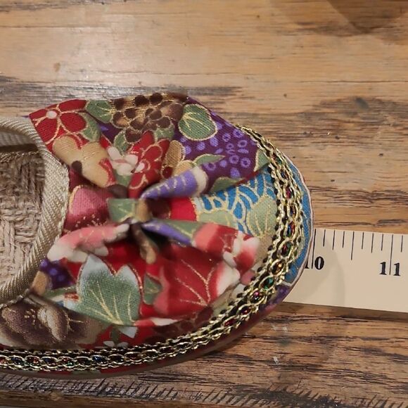 Floral Ballet Flats - Picture 9 of 12